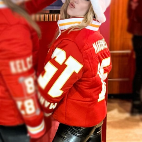 Brittany Mahomes Kristin Juszczyk Jacket3 Brittany Mahomes Kristin Juszczyk Jacket3