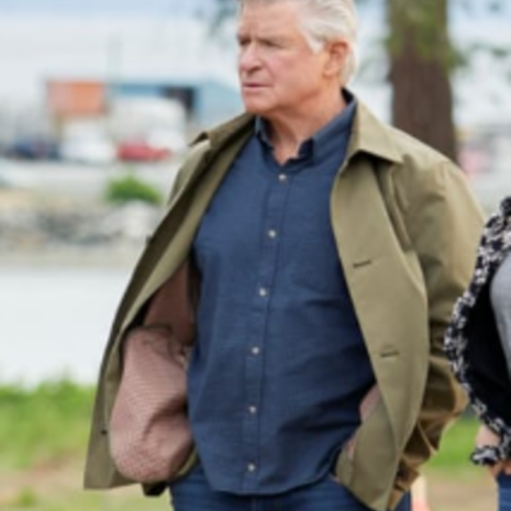 Chesapeake-Shores-Treat-Williams-Coat.png