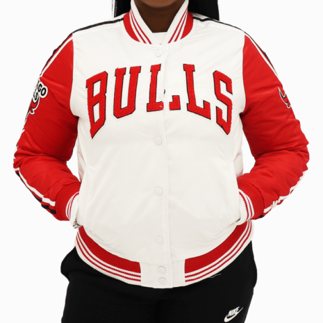 Chicago-Bulls-NBA-Red-White-Jacket.png
