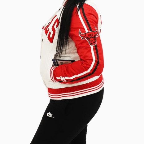 Chicago-Bulls-Red-White-Jacket.png Chicago-Bulls-Red-White-Jacket.png