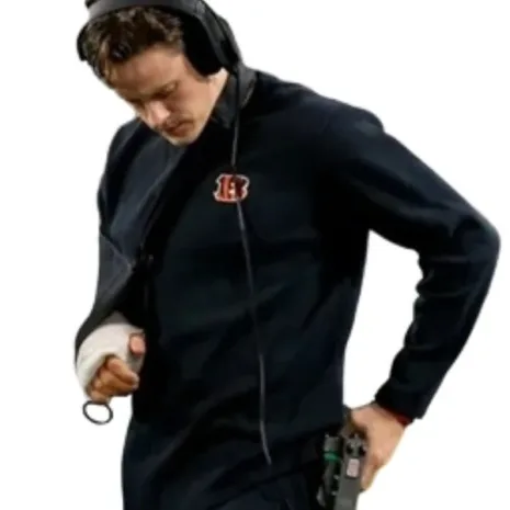 Cincinnati-Bengals-Joe-Borrow-Black-Sweatshirt1.jpg Cincinnati-Bengals-Joe-Borrow-Black-Sweatshirt1.jpg