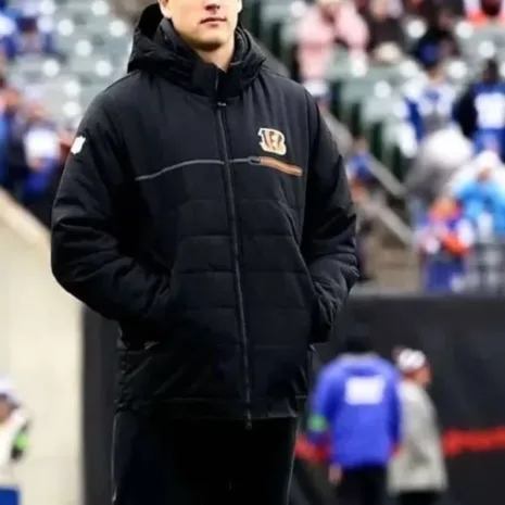 Cincinnati-Bengals-Joe-Burrow-Puffer-Jacket1.jpg Cincinnati-Bengals-Joe-Burrow-Puffer-Jacket1.jpg