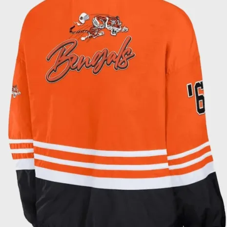 Erin-Andrews-Bengals-Jacket1.jpg Erin-Andrews-Bengals-Jacket1.jpg