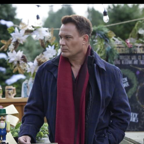 Five-More-Minutes-David-Haydn-Jones-Jacket-Blue-.png Five-More-Minutes-David-Haydn-Jones-Jacket-Blue-.png