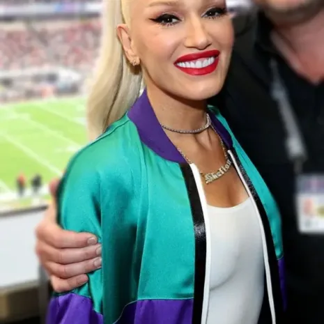 Gwen Stefani Dsquared2 Color-Blocked Bomber Jacket1 Gwen Stefani Dsquared2 Color-Blocked Bomber Jacket