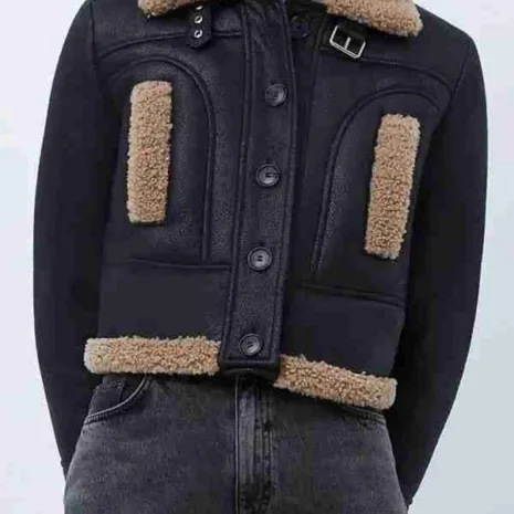 Heart-Radio-Studios-Kelly-Brook-Leather-Black-Jacket.jpg Heart-Radio-Studios-Kelly-Brook-Leather-Black-Jacket.jpg