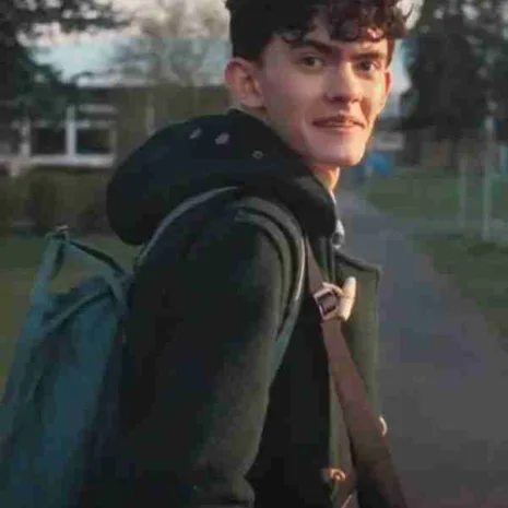 Heartstopper-Charlie-Spring-Coat.jpeg Heartstopper-Charlie-Spring-Coat.jpeg