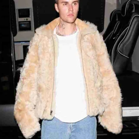 Justin-Bieber-Fur-Brown-Jacket.jpg Justin-Bieber-Fur-Brown-Jacket.jpg
