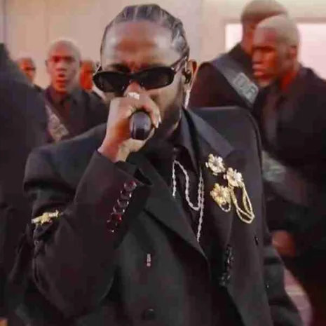 Kendrick-Lamar-Super-Bowl-LVI-Halftime-Blazer-Jacket.jpg Kendrick-Lamar-Super-Bowl-LVI-Halftime-Blazer-Jacket.jpg