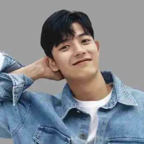 Lee-Su-hyeok-All-Of-Us-Are-Dead-Denim-Blue-Jacket.jpg Lee-Su-hyeok-All-Of-Us-Are-Dead-Denim-Blue-Jacket.jpg