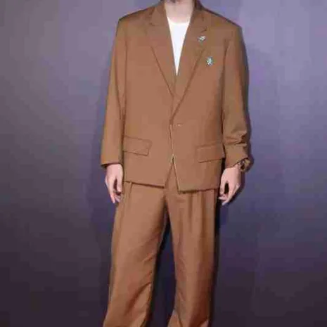 Liu-Haoran-Brown-Blazer.jpg