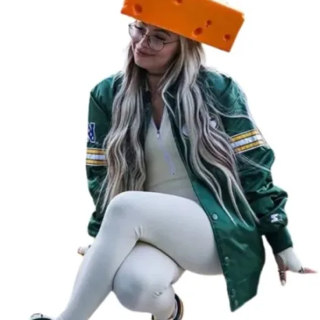 Liv-Morgan-Green-Bay-Packers-Green-Jacket2.jpg Liv-Morgan-Green-Bay-Packers-Green-Jacket2.jpg