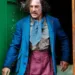 Lyle-Lyle-Crocodile-Javier-Bardem-Blue-Coat.jpg