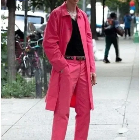 Machine-Gun-Kelly-Pink-Blazer.jpg