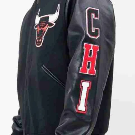 Mens-Chicago-Bulls-Varsity-Jacket-.jpeg