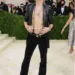 Met-Gala-2021-Shawn-Mendes-Black-Jacket.jpg