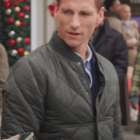 My-Christmas-Family-Tree-Andrew-W.-Walker-Green-Jacket.png