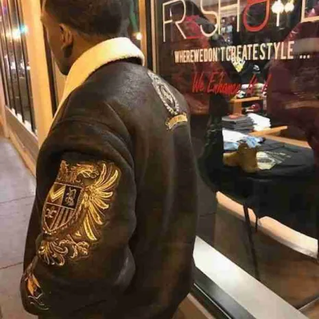 Pelle-Pelle-Coat-Of-Arms-Jacket.jpg Pelle-Pelle-Coat-Of-Arms-Jacket.jpg