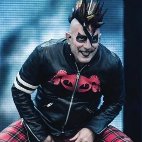 Puscifer-Maynard-James-Keenan-Jacket.jpg Puscifer-Maynard-James-Keenan-Jacket.jpg