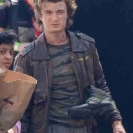 Steve-Harrington-Stranger-Things-SO4-Brown-Leather-Jacket.jpg Steve-Harrington-Stranger-Things-SO4-Brown-Leather-Jacket.jpg