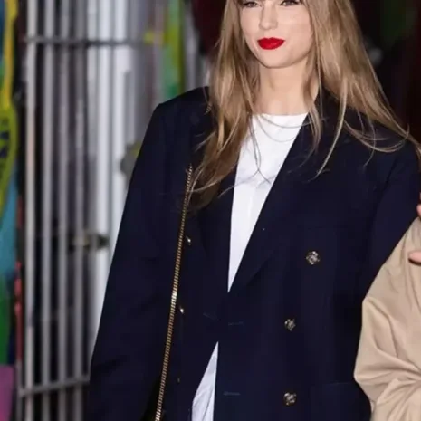 Taylor-Swift-NYC-Gant-Blue-Blazer2.jpg Taylor-Swift-NYC-Gant-Blue-Blazer2.jpg
