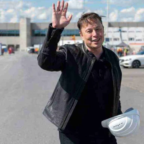 Tesla-Model-S-Plaid-Elon-Musk-Black-Leather-Jacket.jpg Tesla-Model-S-Plaid-Elon-Musk-Black-Leather-Jacket.jpg