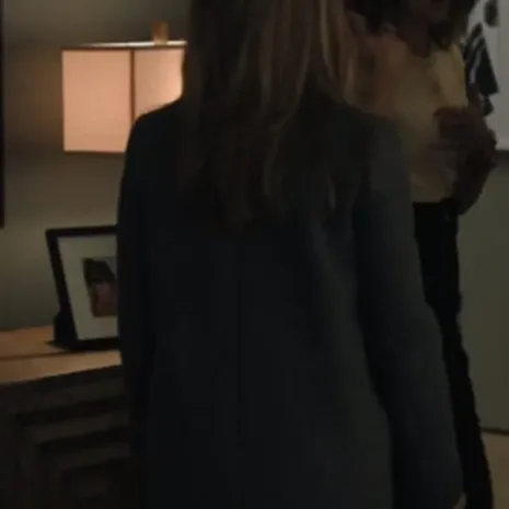 The-Morning-Show-Season-3-Jennifer-Aniston-Grey-Coat3.jpg The-Morning-Show-Season-3-Jennifer-Aniston-Grey-Coat3.jpg