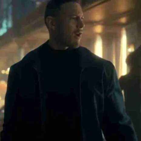 The-Umbrella-Academy-S03-Tom-Hopper-Black-Jacket.jpg The-Umbrella-Academy-S03-Tom-Hopper-Black-Jacket.jpg