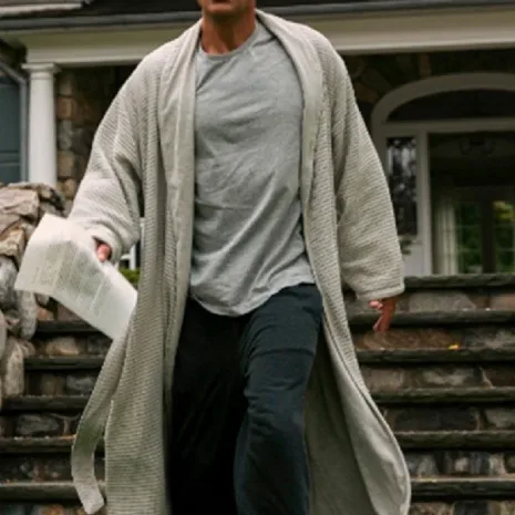 The-Watcher-2022-Bobby-Cannavale-Robe.jpg