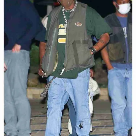 Travis-Scott-Olive-Vest.jpg Travis-Scott-Olive-Vest.jpg