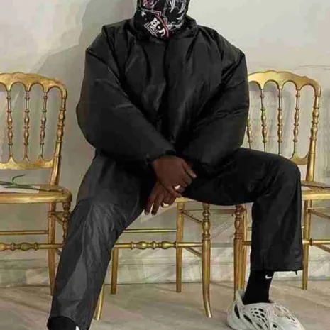 kanye-west-yeezy-gap-black-round-jacket.jpg kanye-west-yeezy-gap-black-round-jacket.jpg